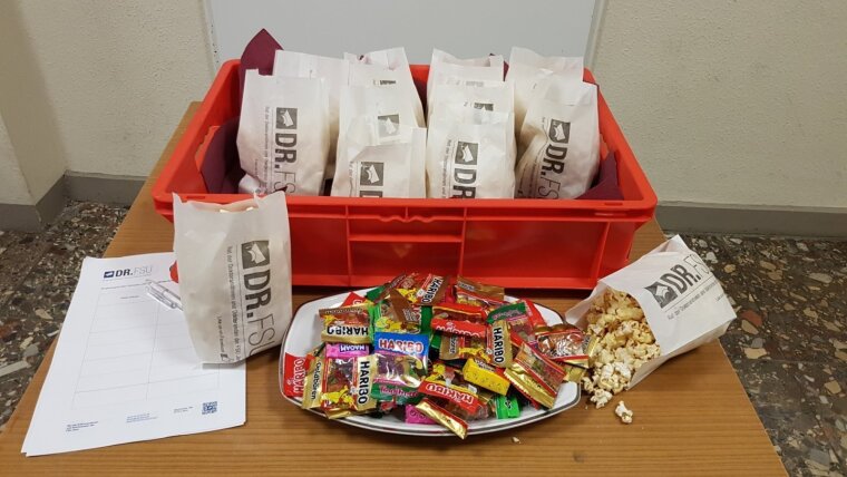 A table with snacks for the cine_doc.